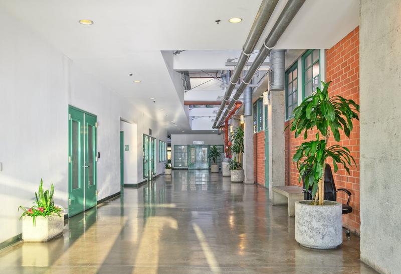 2440 Sepulveda